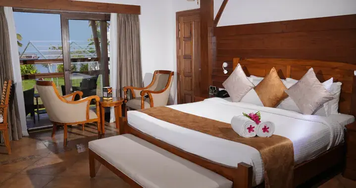 Deluxe Room 4