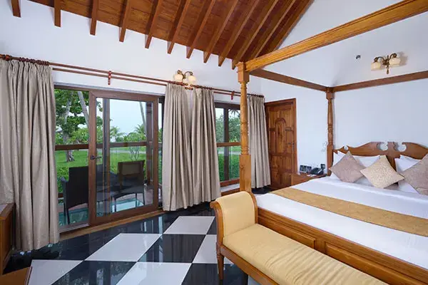 Lake View Suite