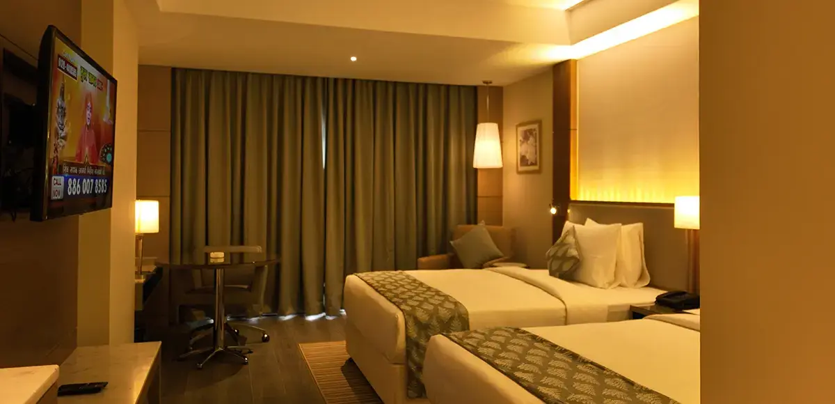 Deluxe Lake View Room 2