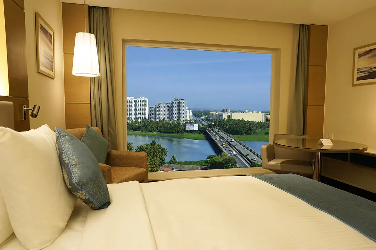 Executive Lake View Room